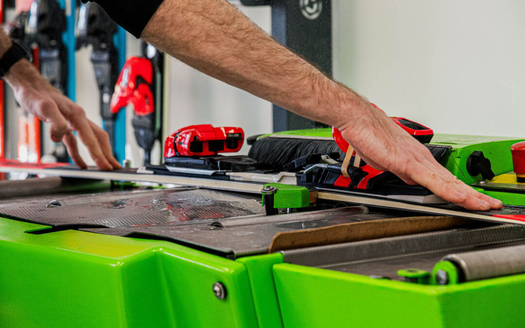 Czy nowe narty wymagają serwisu?